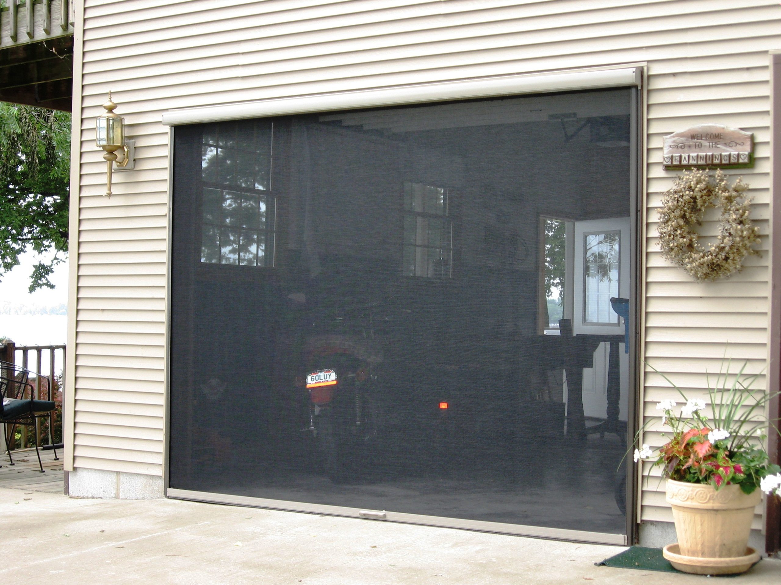 Garage Screen