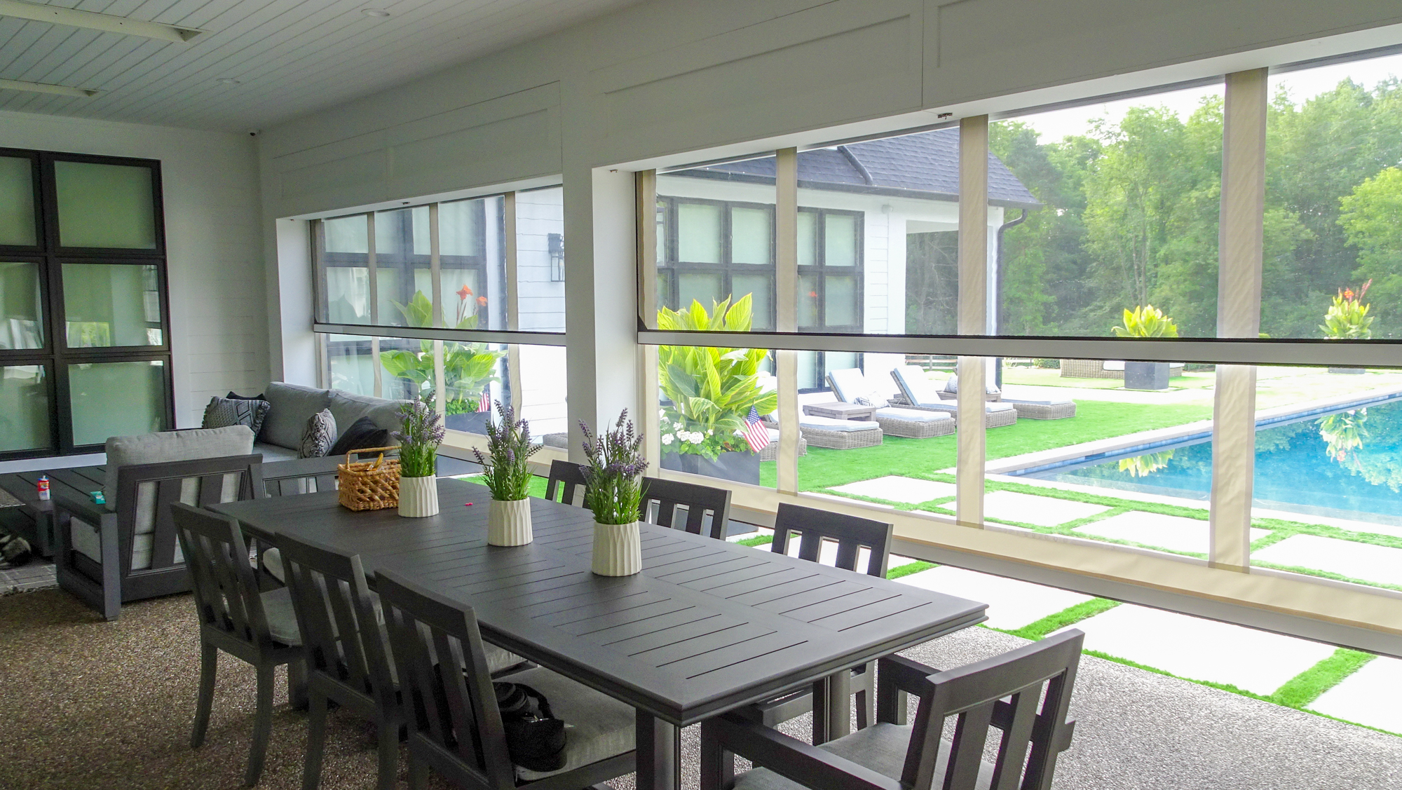 Patio with Retractable Mesh and Vinyl Curtain Combo